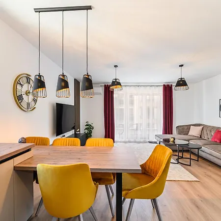 Apartment Balance - Complex Qualis *