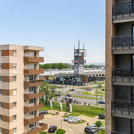 Balance - Complex Qualis Apartment *
